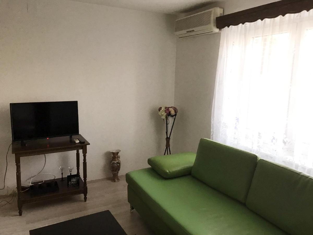 Lydia Center Apartment Veles Ngoại thất bức ảnh