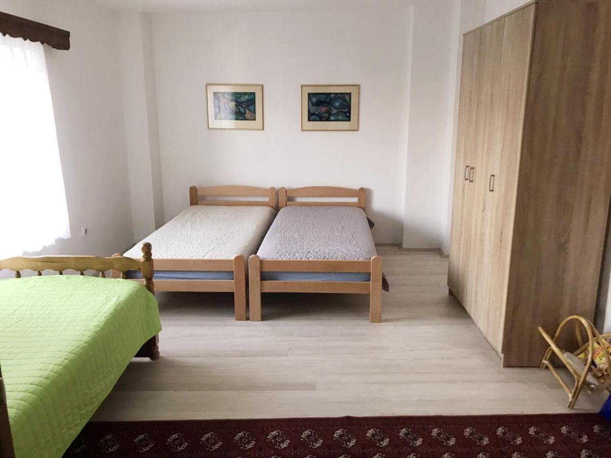 Lydia Center Apartment Veles Ngoại thất bức ảnh