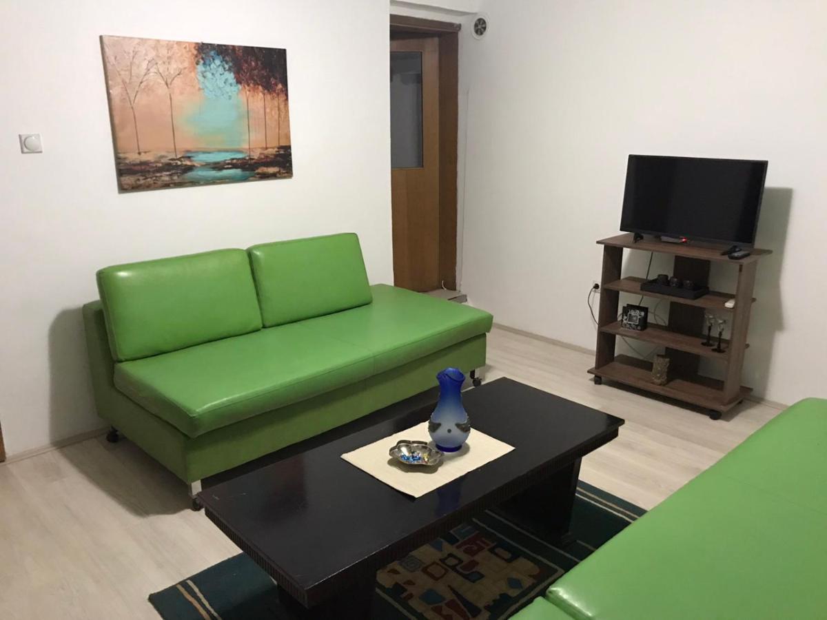 Lydia Center Apartment Veles Ngoại thất bức ảnh